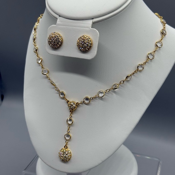 Elegant Gold and Clear Crystals Y Necklace and Earrings By Swarovski and S.A.L. - Picture 4 of 9
